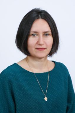 Попова Марина Михайловна